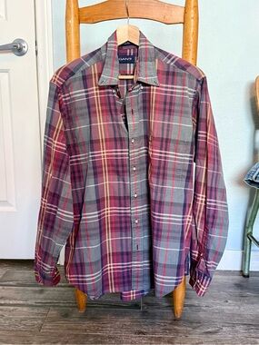 Vintage Plaid Button-Up Shirt